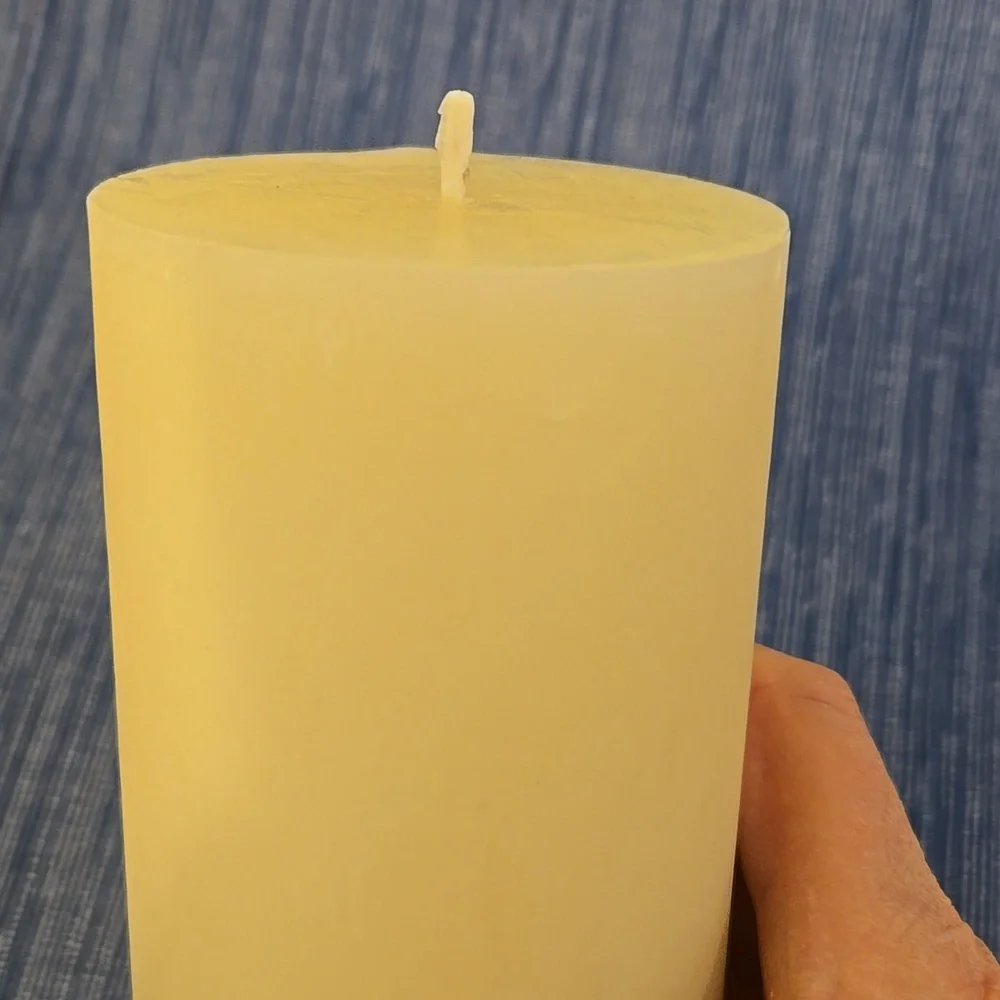 NWT CRATE & BARREL Ivory Pillar Candle